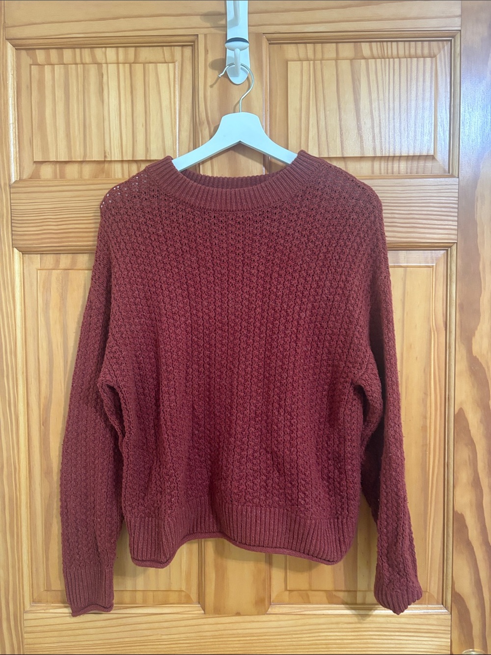 Universal Thread Size XS Deep Red Chunky Knitted Sweater